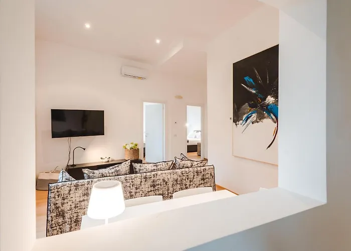 Gasthuis Nikis Collection Navona 4*
